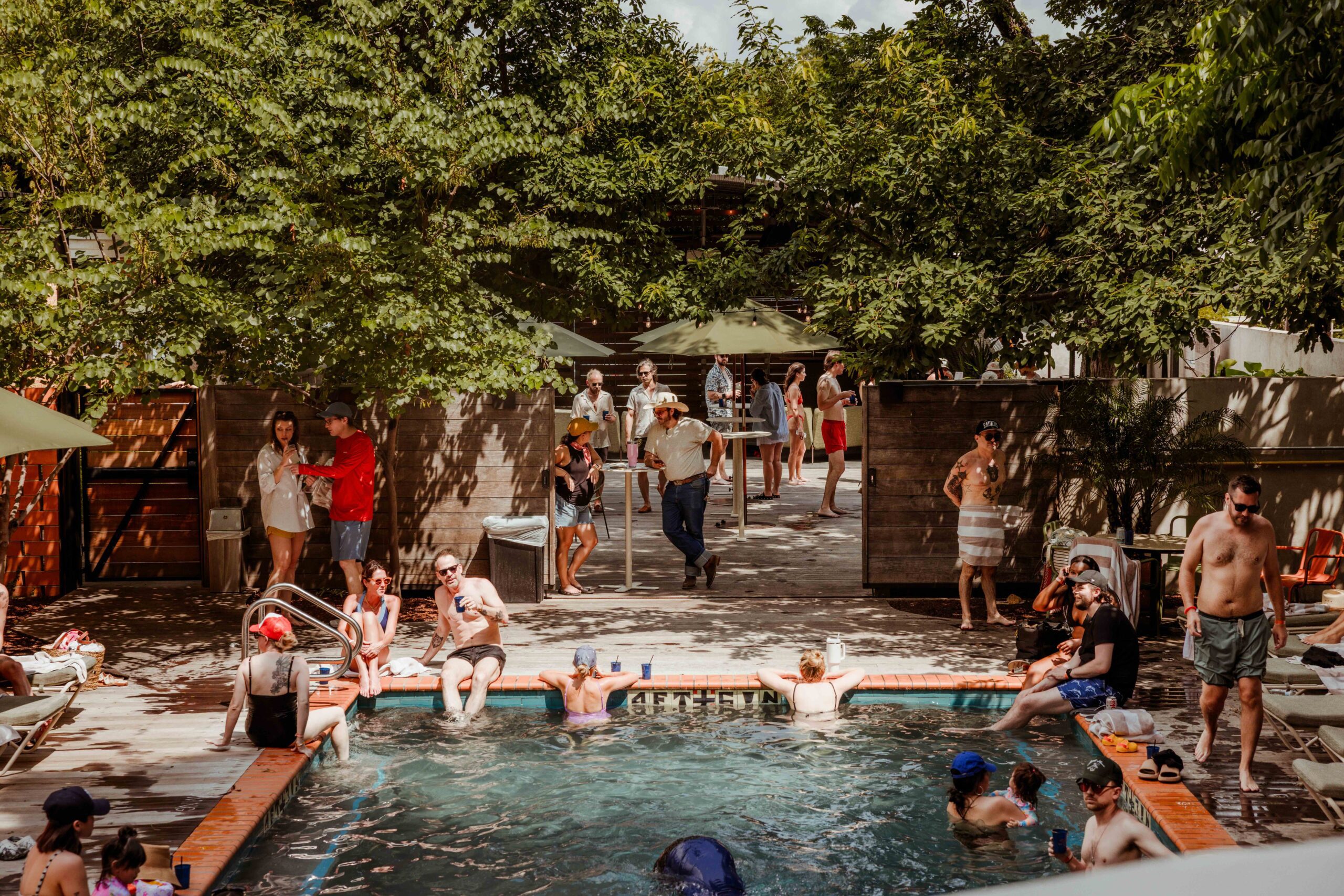 backyard splash at carpenter hotel
