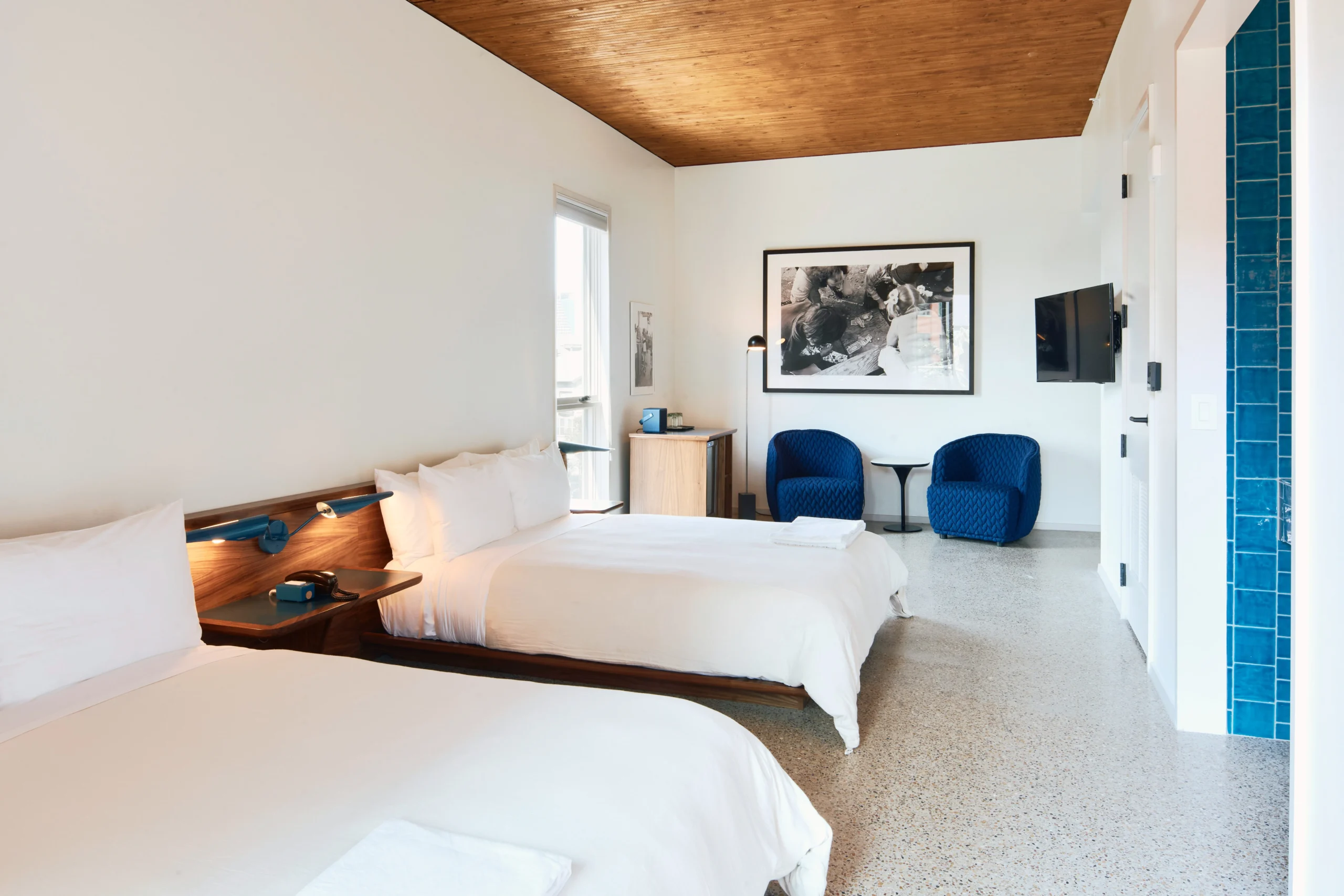 Music Lane Queen Room with blue accents