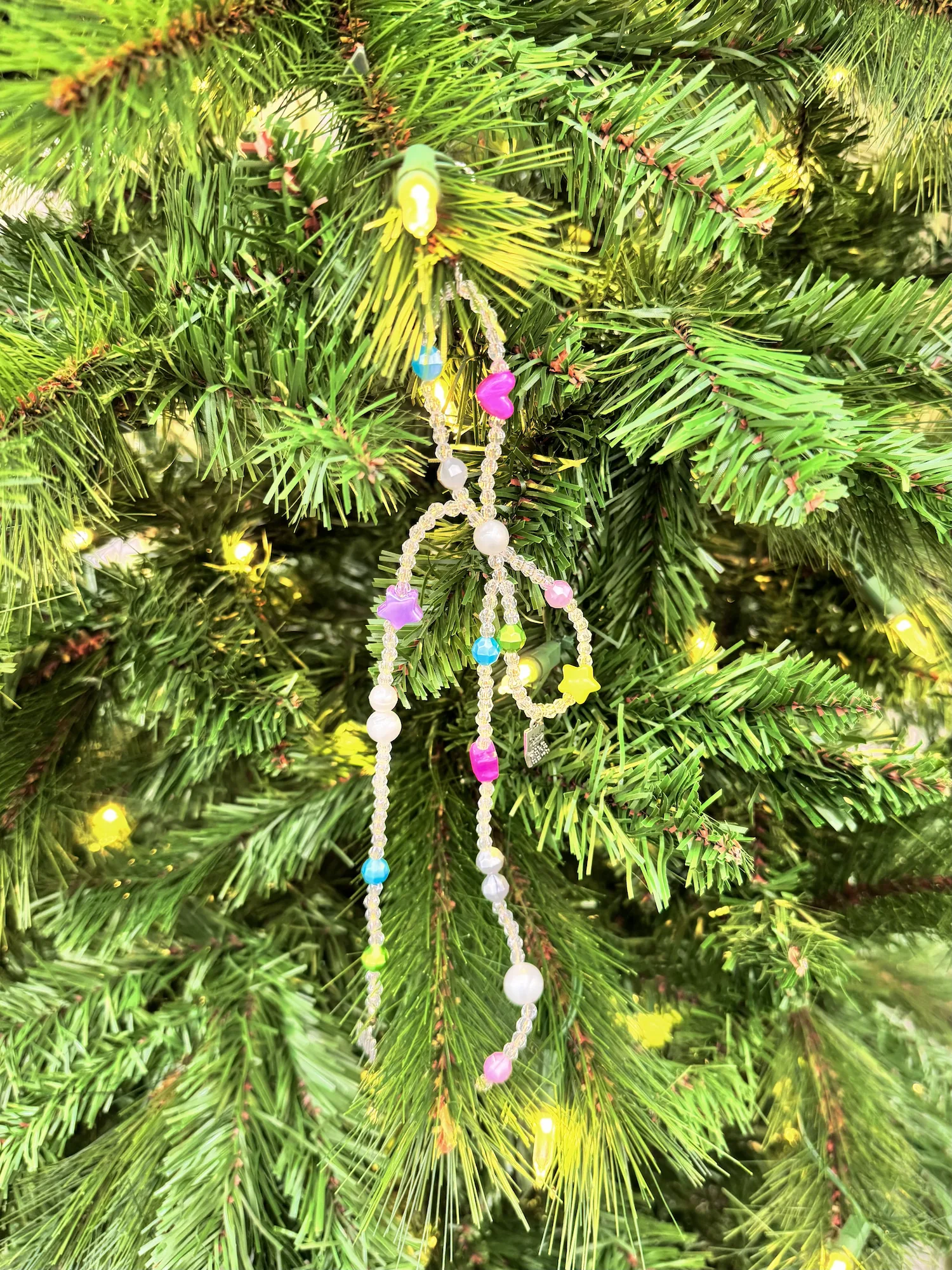 beaded bow accessory