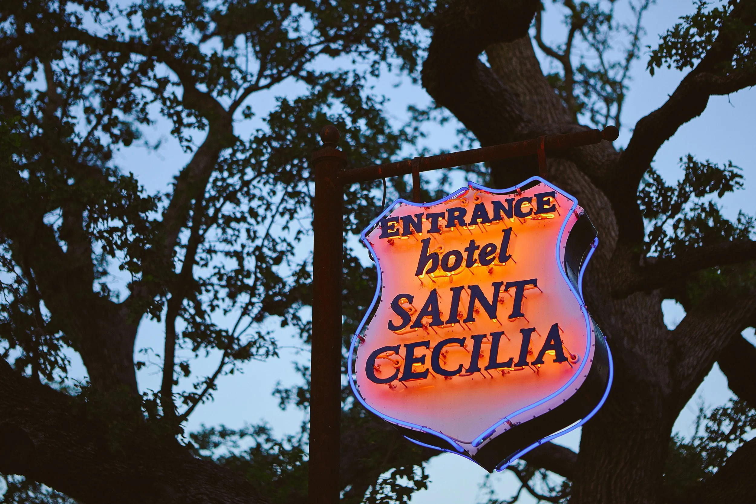 Hotel Saint Cecilia property sign