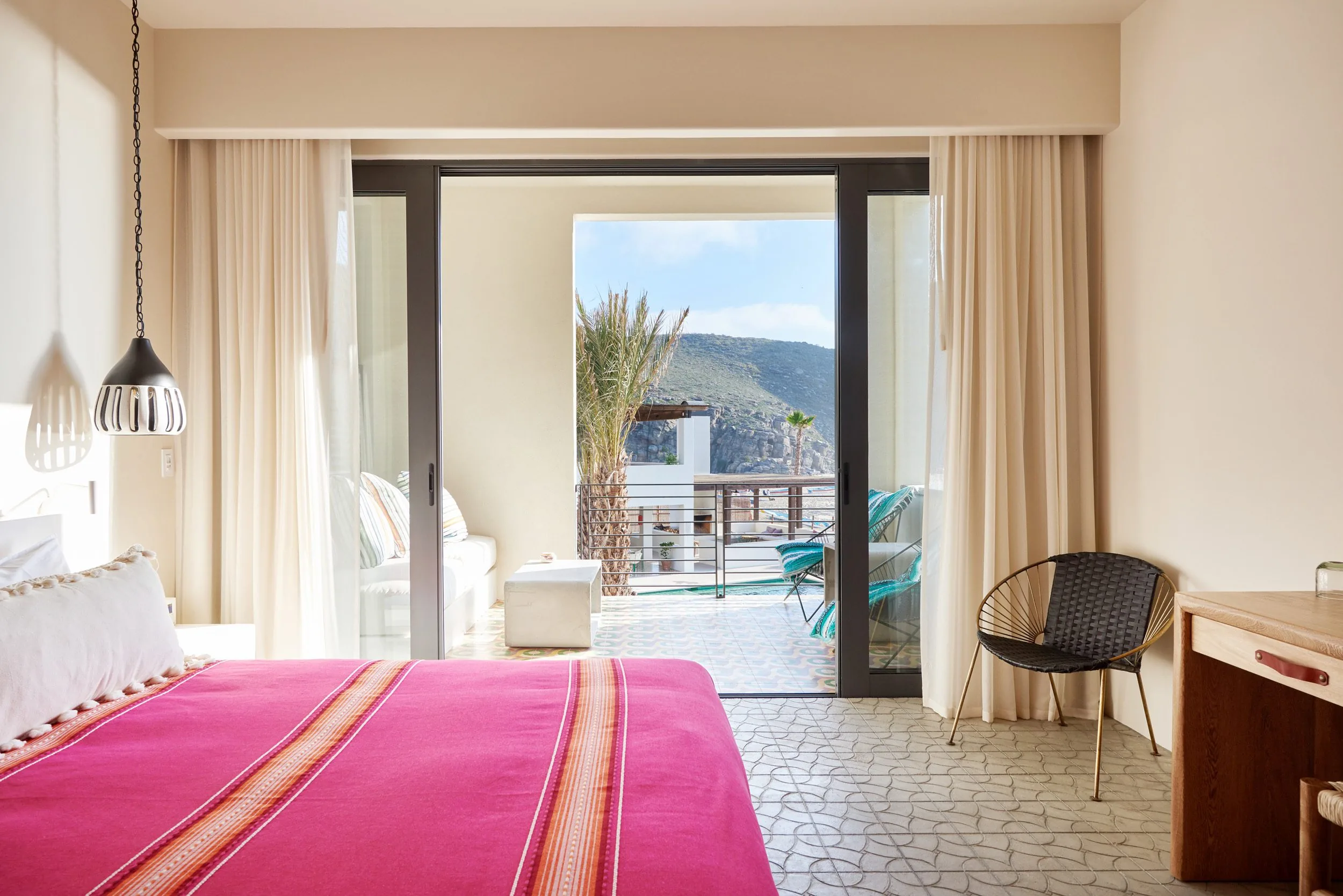 Poolside king room with ocean view