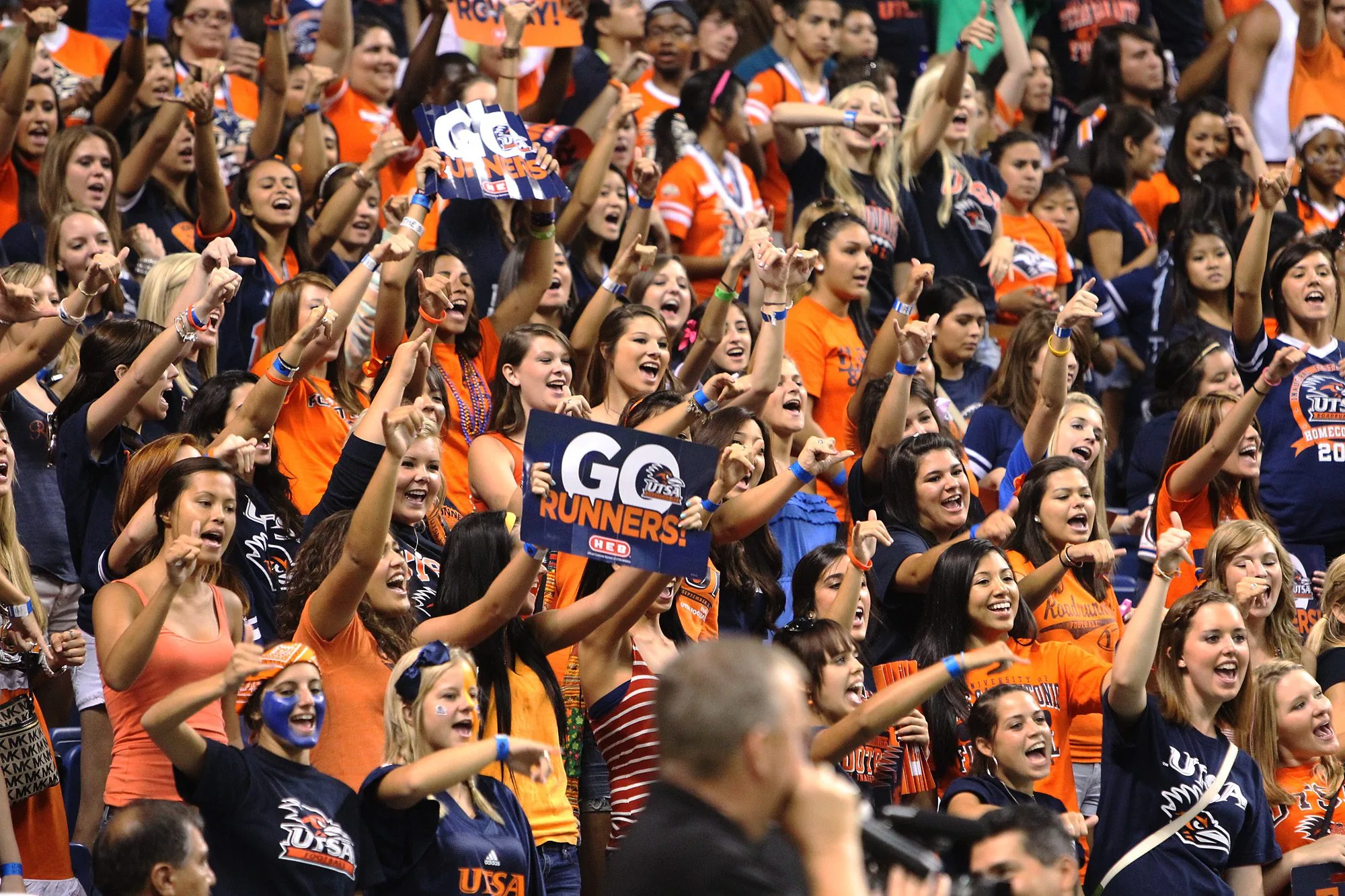 UTSA students cheer on their football team against Northeastern State at the Alamodome